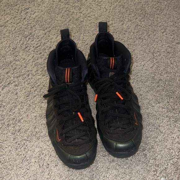 Nike Foamposits